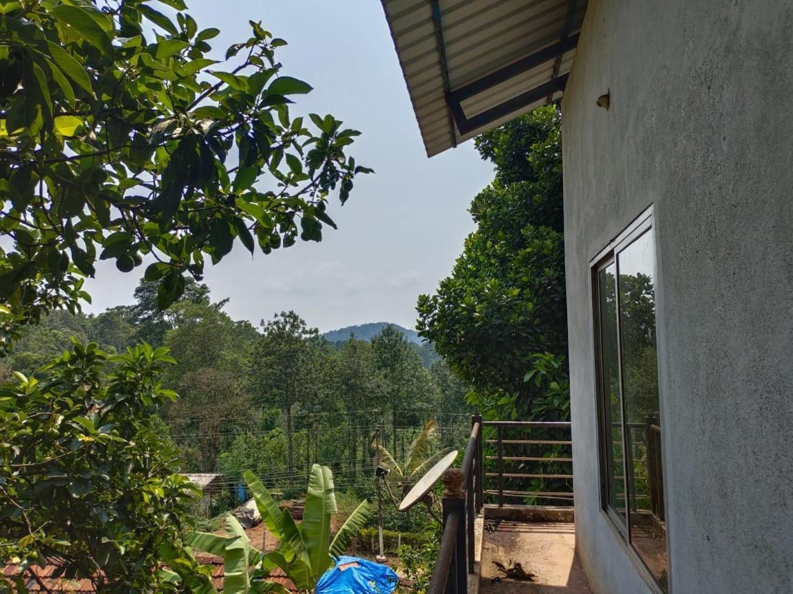 Green Land Estate Homestay 5 Rooms With Garden View ماديكيري المظهر الخارجي الصورة