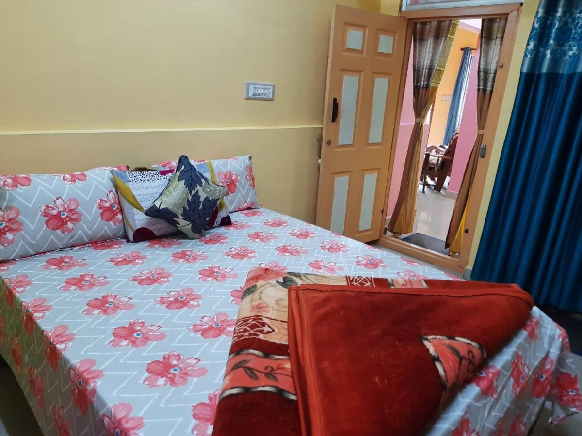 Green Land Estate Homestay 5 Rooms With Garden View ماديكيري المظهر الخارجي الصورة