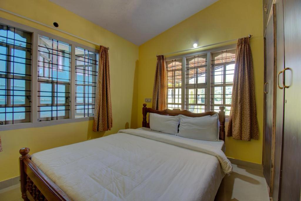 Green Land Estate Homestay 5 Rooms With Garden View ماديكيري المظهر الخارجي الصورة